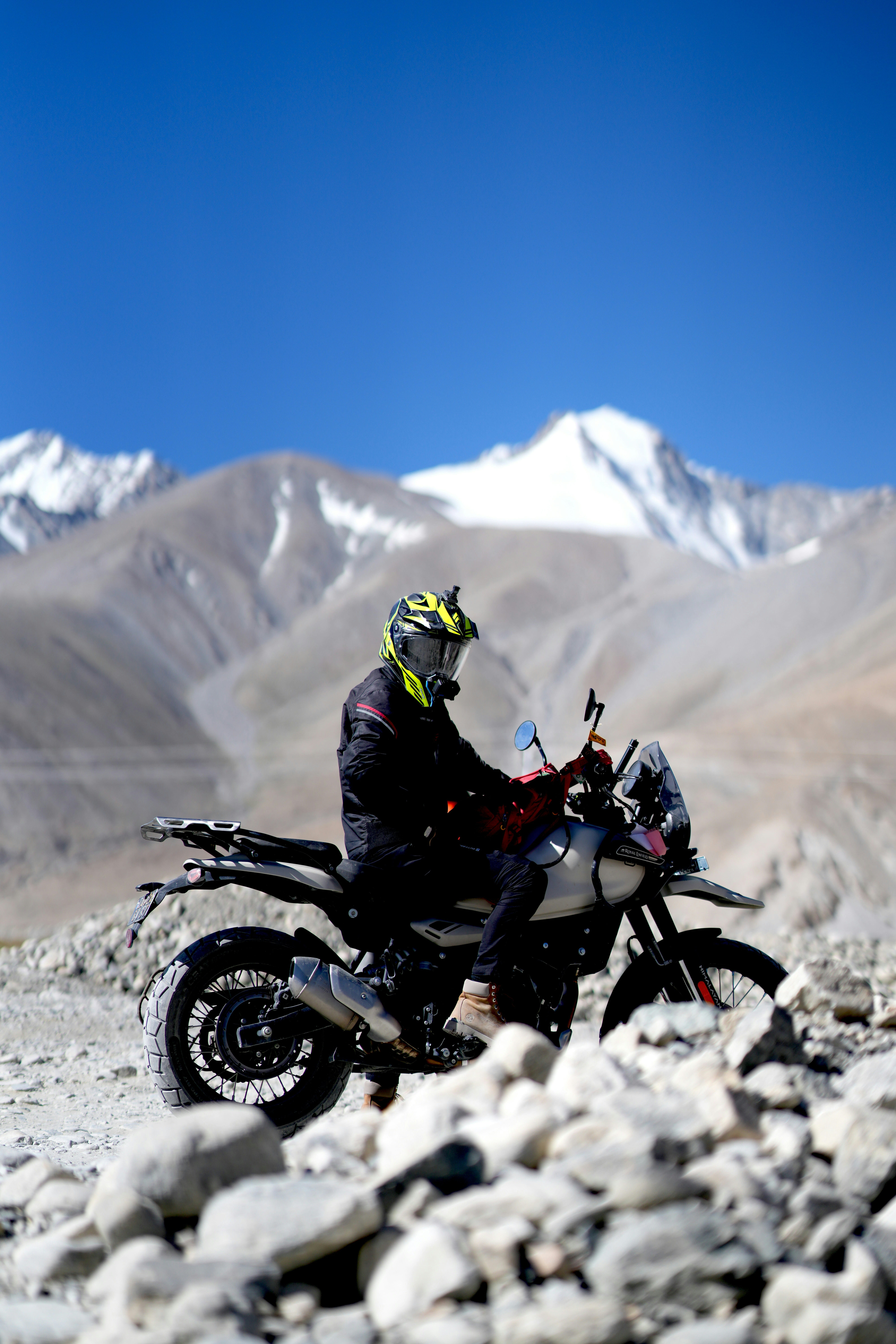 Exclusive Ladakh Expedition with Umling la | RE 450cc Himalayan
